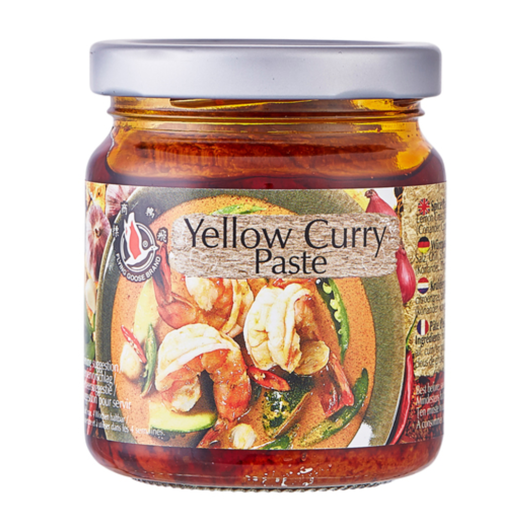 Geltonoji kario pasta FLYING GOOSE, 195 g