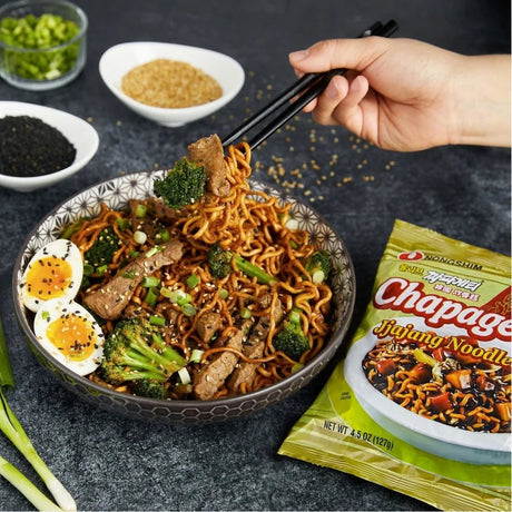 Greitai paruošiami makaronai (Chapagetti) NONGSHIM, 140 g